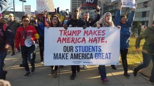 anti-trump-students-march-to-uic-pavillion_1457737876553_982833_ver1-0_640_360_1