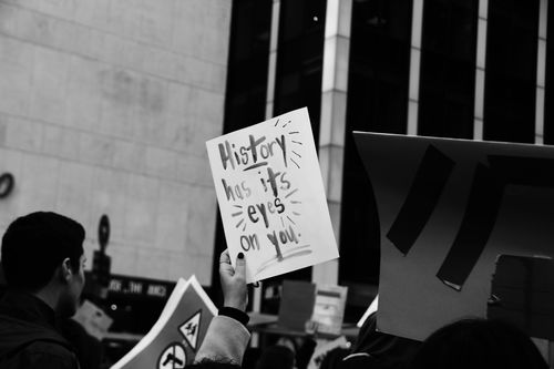 Photo taken by 2017-2018 Rising Voices Fellow Rachel Harris at the NYC March for Our Lives